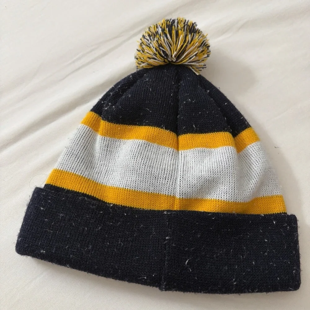 University of Michigan U of M Winter Knit‎ Beanie with Pom Pom #ACC Zephys NCAA